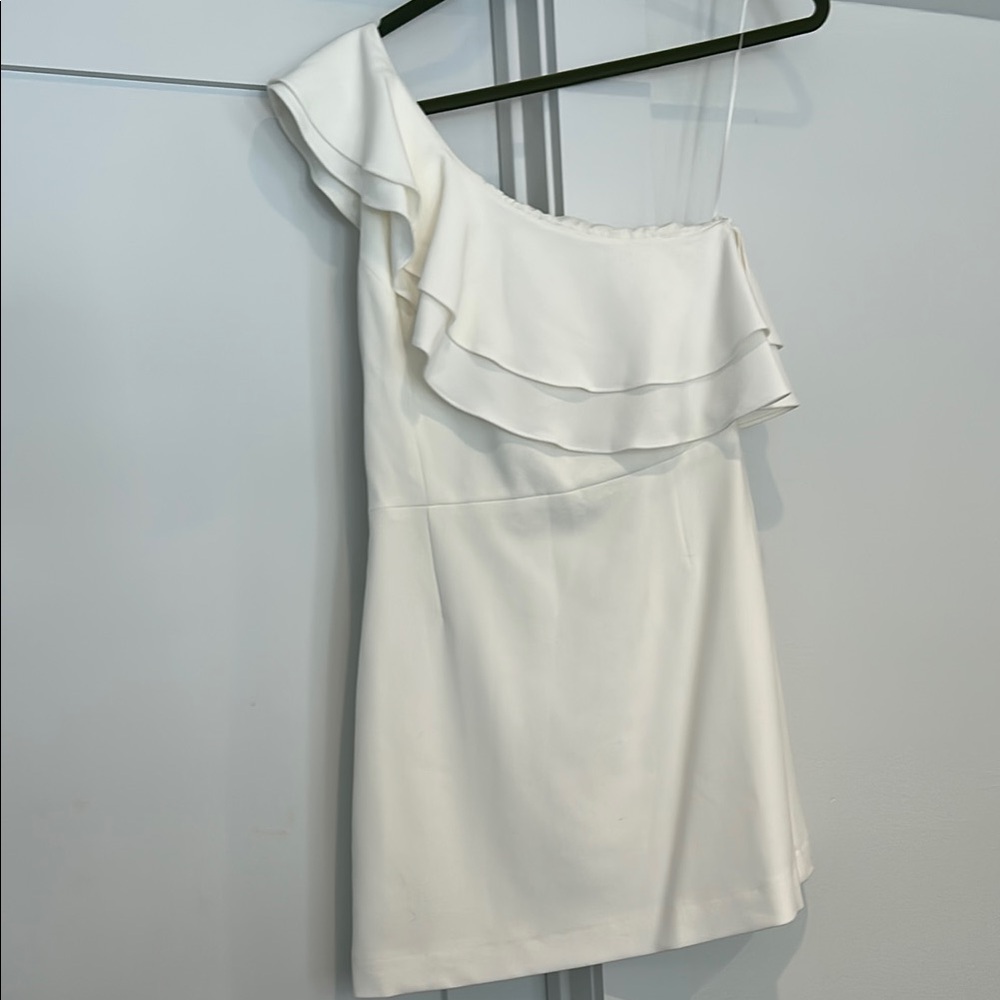 Elegant White One-Shoulder Dress